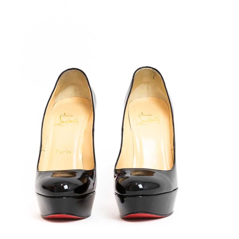 62544-Pump-Christian-Louboutin-Verniz-Preto