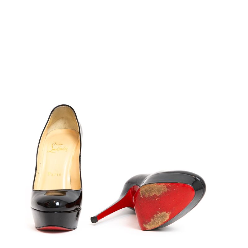 62544-Pump-Christian-Louboutin-Verniz-Preto