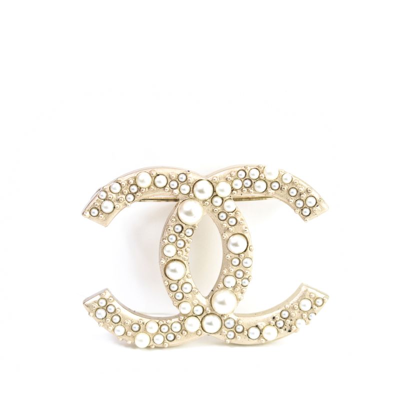 Broche-Chanel-CC-Strass