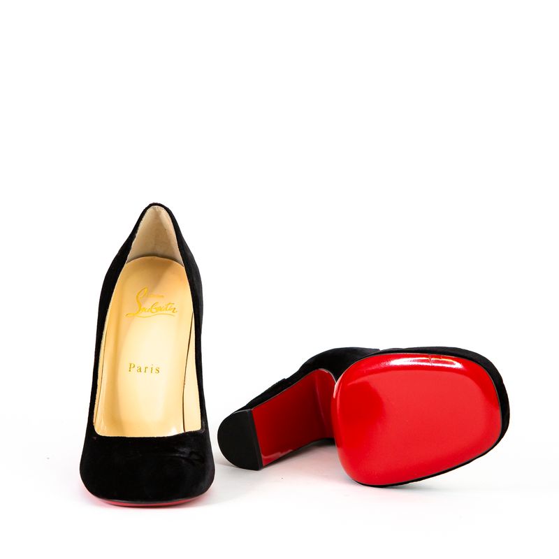 Sapato-Christian-Louboutin-Sagrado-Coracao