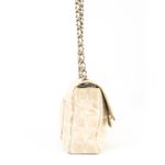 Bolsa-Chanel-CC-Bege