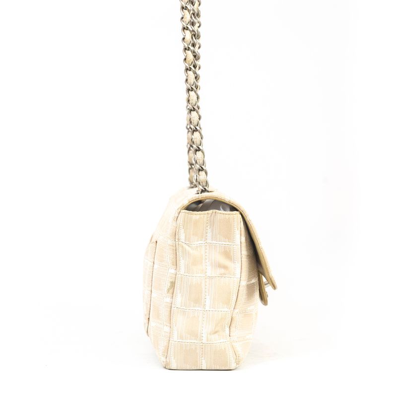 Bolsa-Chanel-CC-Bege