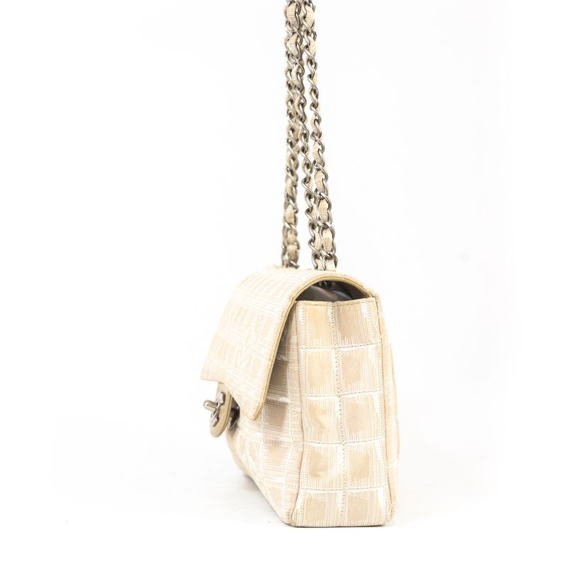 Bolsa-Chanel-CC-Bege