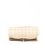 Bolsa-Chanel-CC-Bege