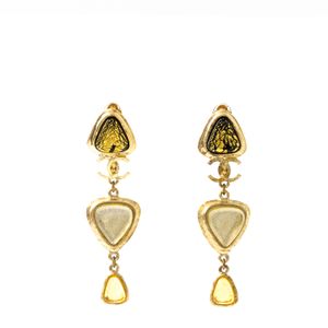 Brinco Chanel Dourado Fosco