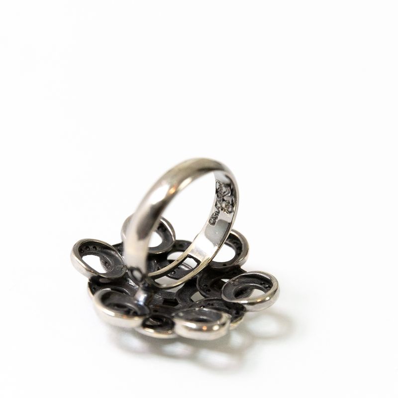 62741-Anel-Carla-Amorim-Arredores-Ouro-Negro-e-Brilhantes