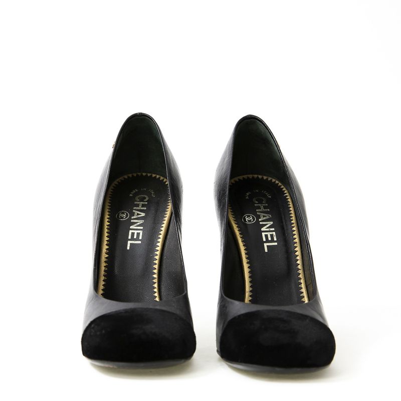 Pump-Chanel-Couro-e-Veludo-Preto