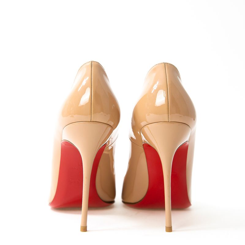 62779-Peep-Toe-Christian-Louboutin-Verniz-Nude-2