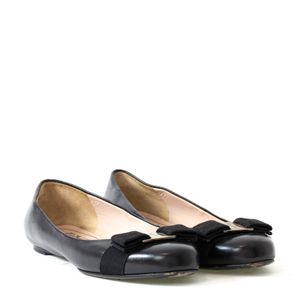 Sapatilha Salvatore Ferragamo Vara Bow Preta