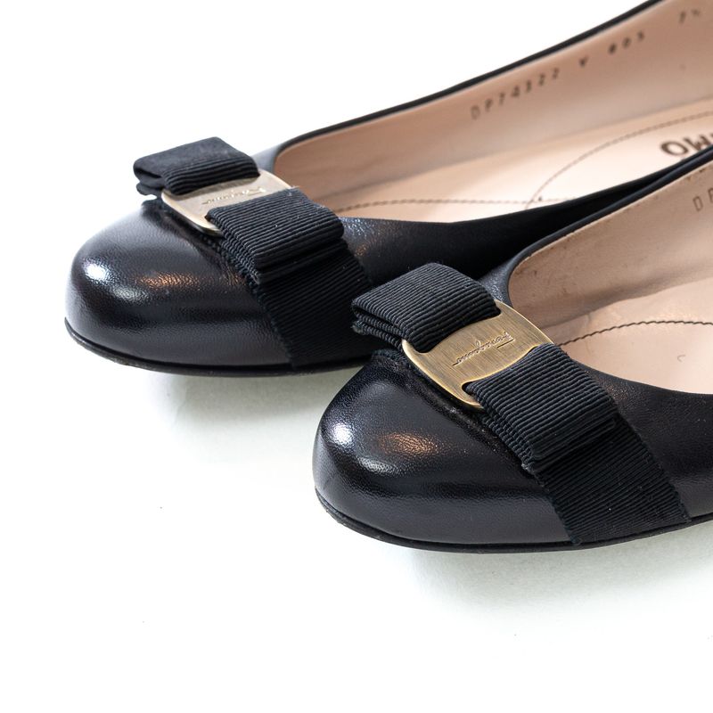 Sapatilha-Salvatore-Ferragamo-Vara-Bow-Preta