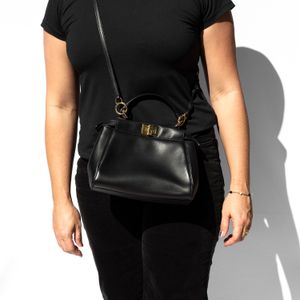 Bolsa Fendi Peekaboo Preta Mini