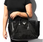 Bolsa-Prada-Nylon-e-Couro-Preto