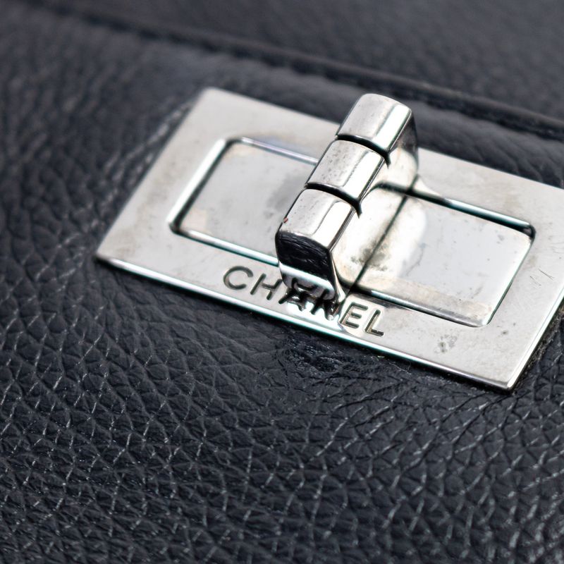 Bolsa-Chanel-Couro-Preta