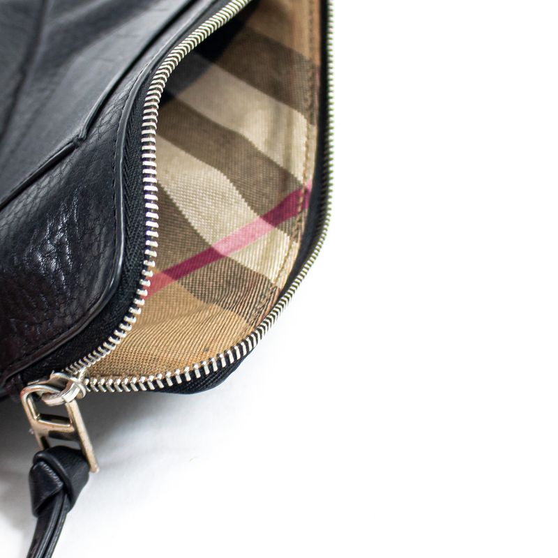 Carteira-Burberry-Couro-Preto