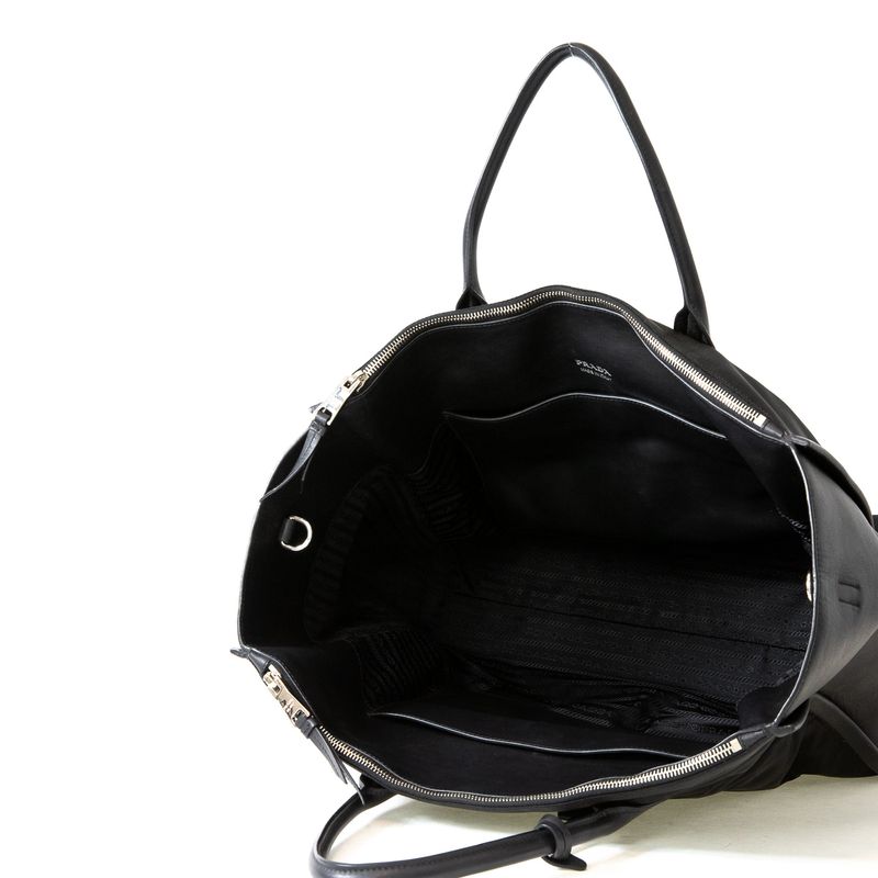 Bolsa-Prada-Nylon-e-Couro-Preto