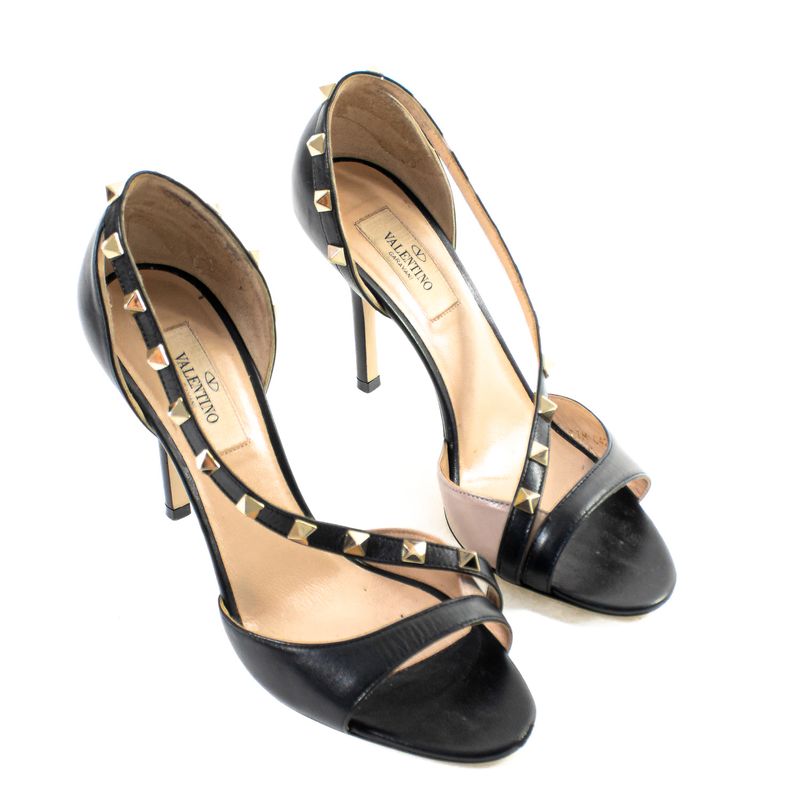 62862-Sandalia-Valentino-Rockstud-Verniz-Preto