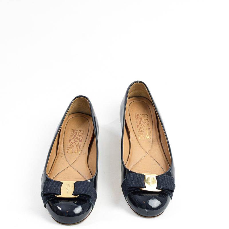 62863-Sapatilha-Salvatore-Ferragamo-Verniz-Preto