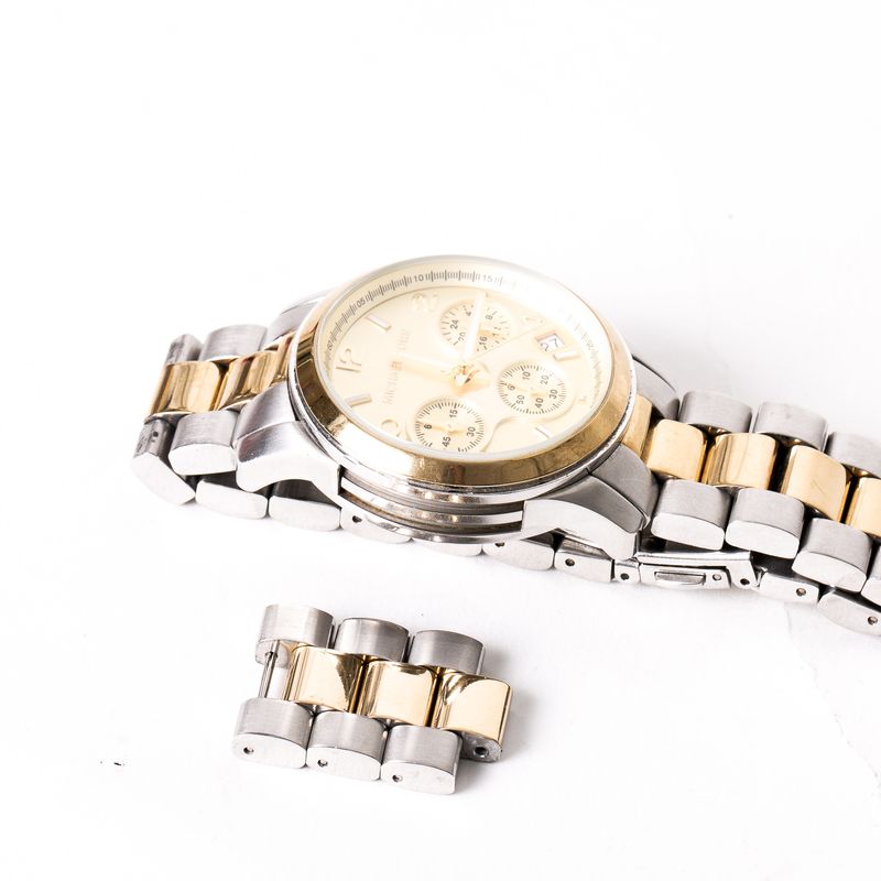 Relogio-Michael-Kors-Prata-e-Dourado