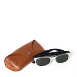 Oculos-Ray-Ban-Wayfarer-Preto-e-Branco