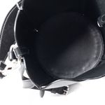 62951-Bolsa-Miu-Miu-Scalloped-Bucket-Couro-Preto-7