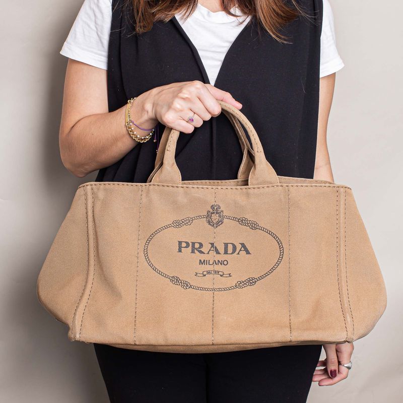 Bolsa-Prada-Canapa-Logo-Bege