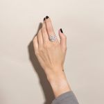Anel-H.Stern-Giverny-Ouro-Branco-com-Diamantes
