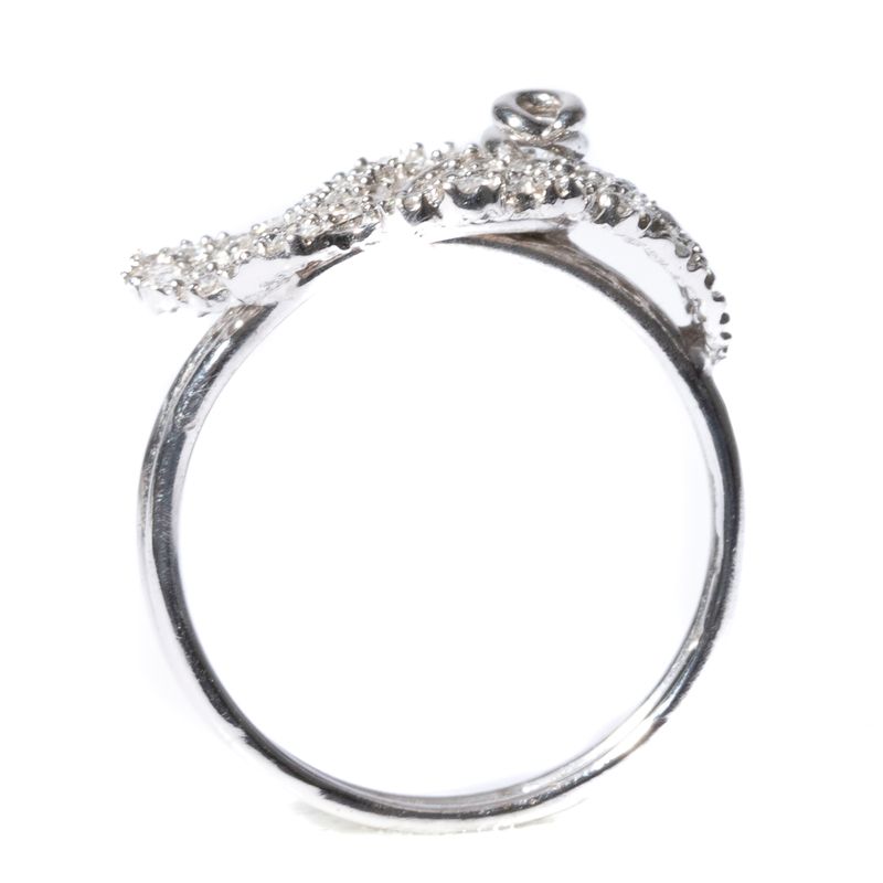 Anel-H.Stern-Giverny-Ouro-Branco-com-Diamantes