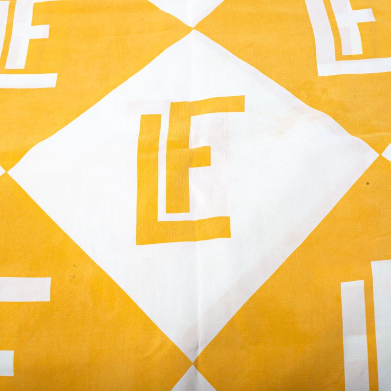 Lenco-Louis-Feraud-Amarelo