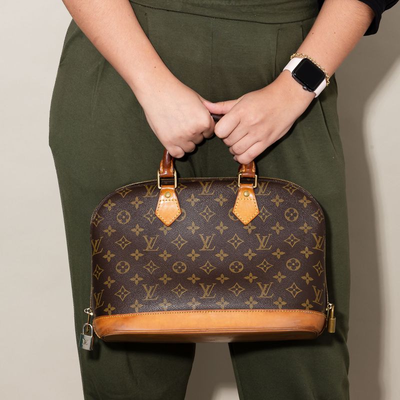 Bolsa-Louis-Vuitton-Alma-Monograma