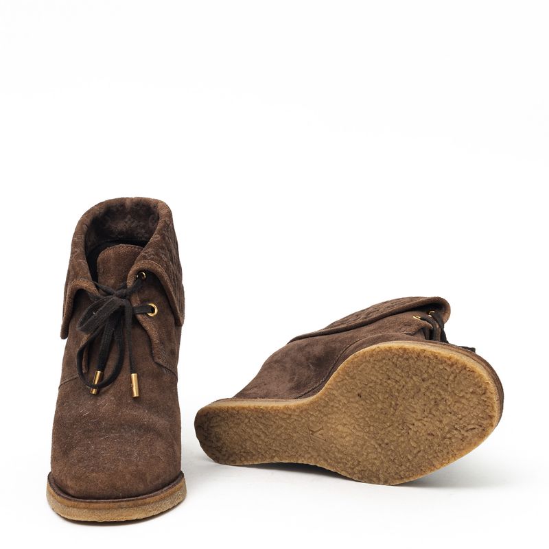 Bota-Louis-Vuitton-Salto-Camurca-Marrom