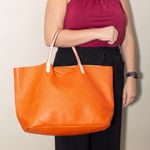 Bolsa-Givenchy-Tote-Couro-Laranja