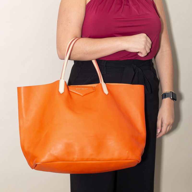 Bolsa-Givenchy-Tote-Couro-Laranja