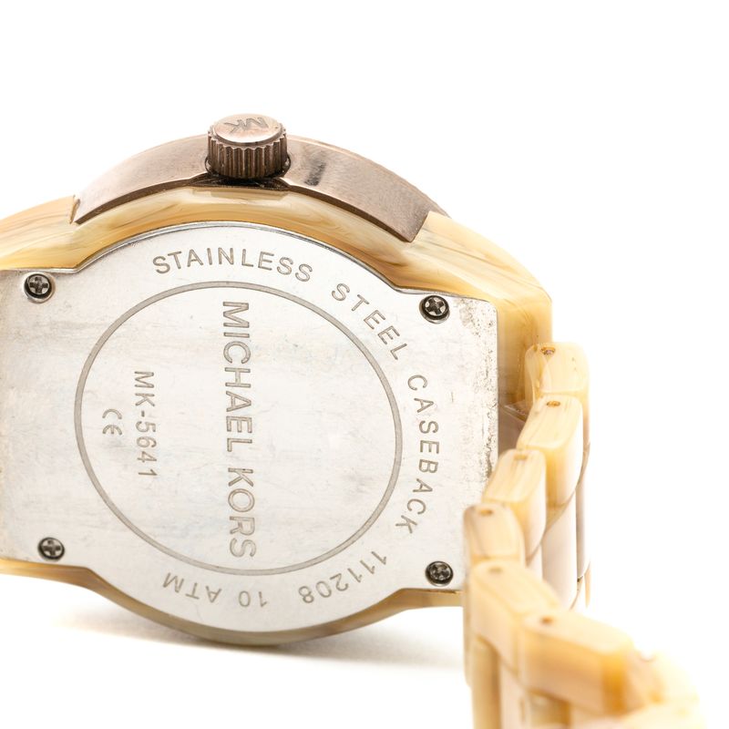 Relogio-Michael-Kors-Marmorizado-Bege
