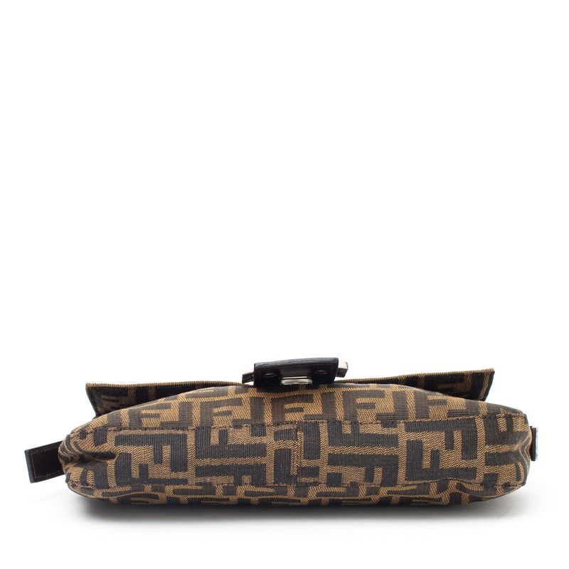 Bolsa-Fendi-Baguette-Zucca