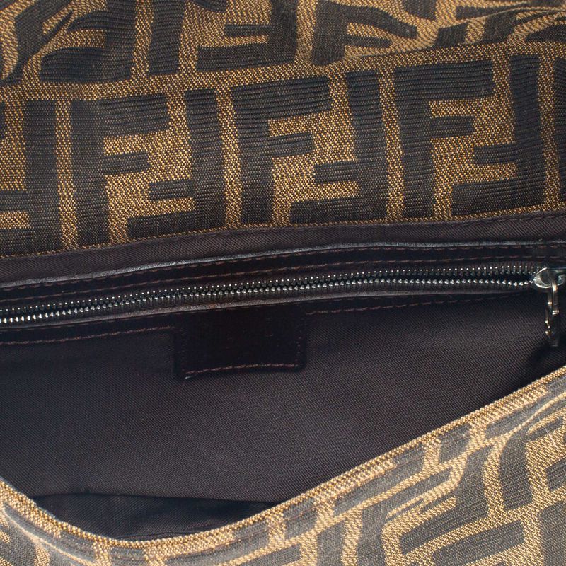 Bolsa-Fendi-Baguette-Zucca