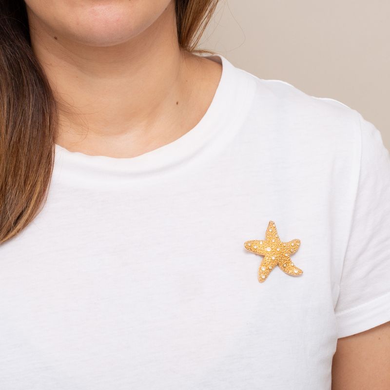Broche-Swarovski-Estrela-do-Mar-Dourado