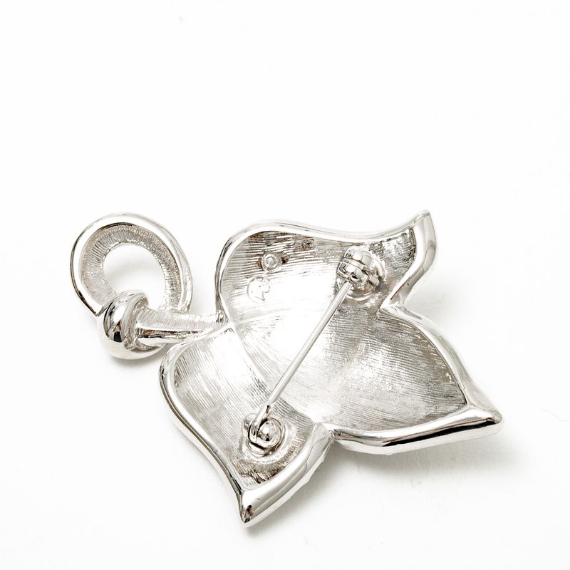 Broche-Swarovski-Joaninha-e-Folha-Prateado