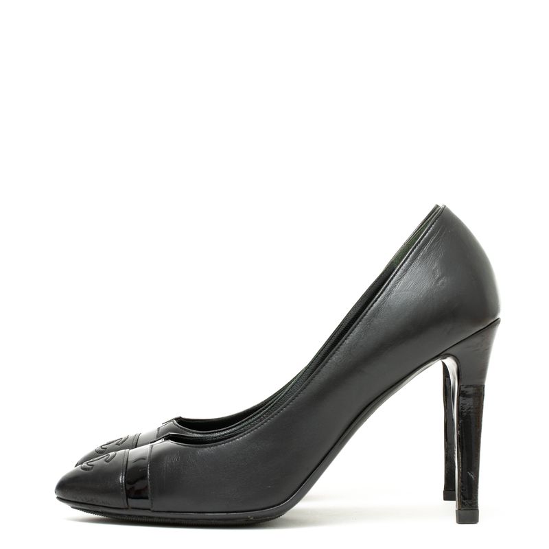 Scarpin-Chanel-Couro-Preto