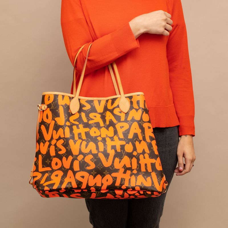 63359-Bolsa-Louis-Vuitton-Neverfull-Graffiti-Laranja-verso