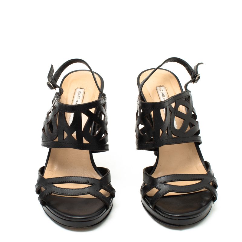 Sandalia-Diane-von-Furstenberg-Couro-Preto