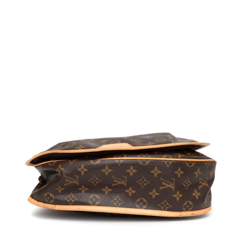 Bolsa-Louis-Vuitton-Menilmontant-Monogram
