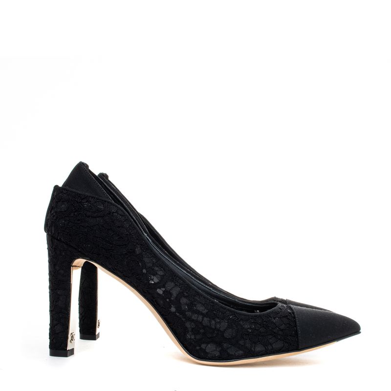 Scarpin-Chanel-Renda-Preta