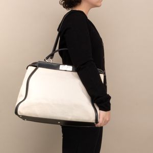 Bolsa Fendi Peekaboo Lona Cru
