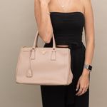 Bolsa-Prada-Galleria-Couro-Saffiano-Bege-Media