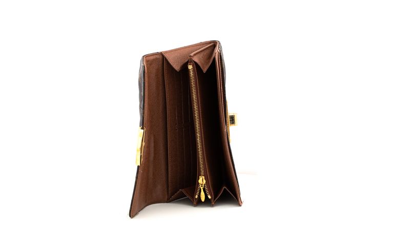 Necessaire Louis Vuitton Monograma - Inffino, Brechó de Luxo Online
