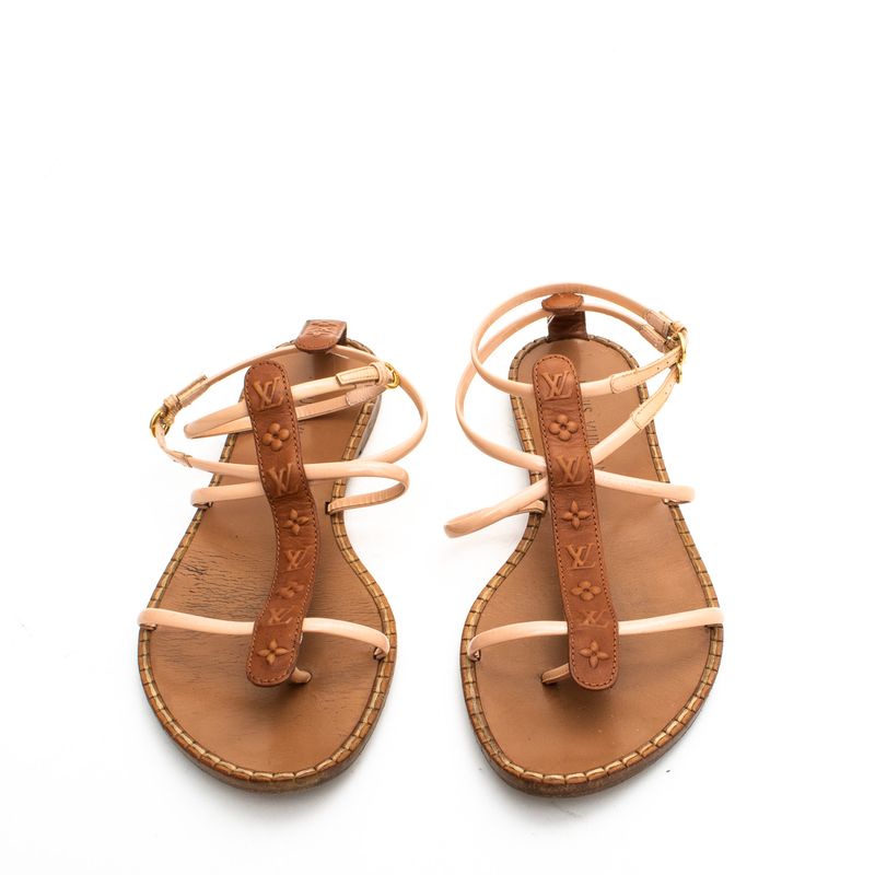 Sandalia-Rasteira-Louis-Vuitton-Couro-e-Verniz