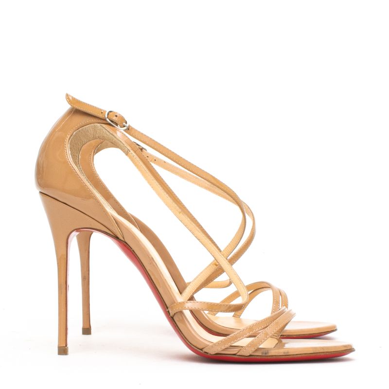 63669-Sandalia-Christian-Louboutin-Bege