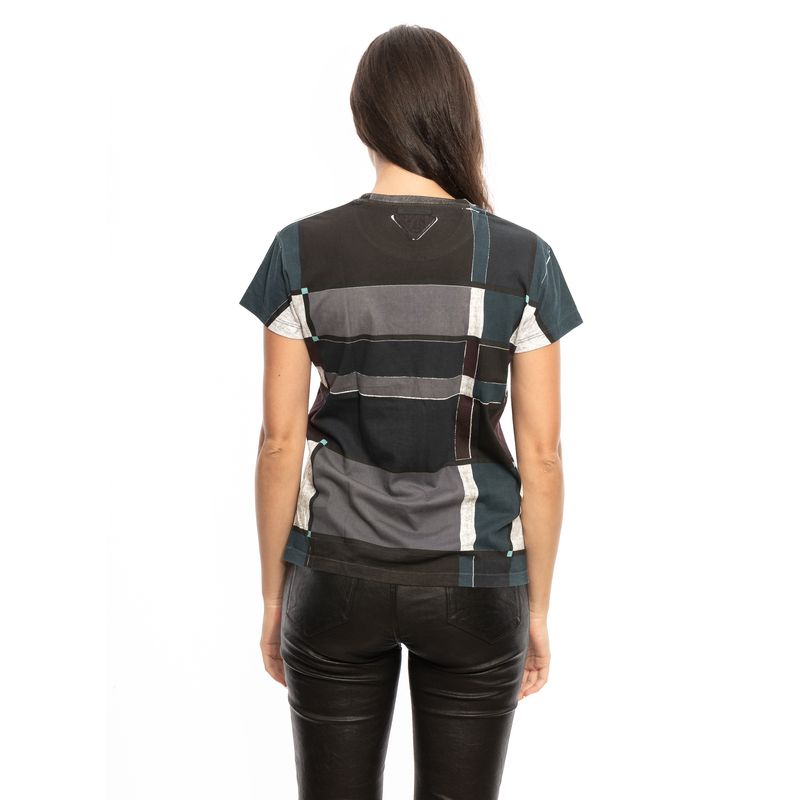 Camiseta-Prada-Estampada