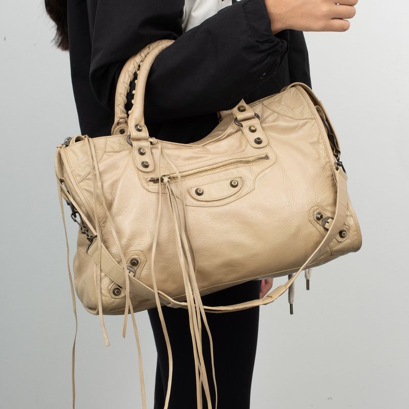 Bolsa-Balenciaga-Motorcross-Bege