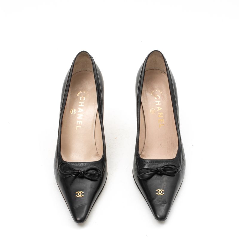 Scarpin-Chanel-Couro-Preto